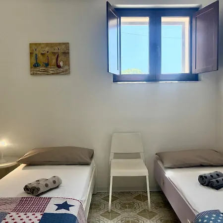 Nura's - Casa Vittoria 86 Santa Maria la Palma