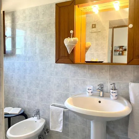 Nura's - Casa Vittoria 86 Casa vacanze Santa Maria la Palma