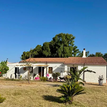 Nuras - Mema Holiday home